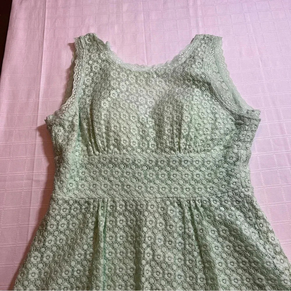 B Darlin Mini Mint Green Lace Overlay Juniors 11/12 Dress Prom/Graduation - Picture 7 of 11